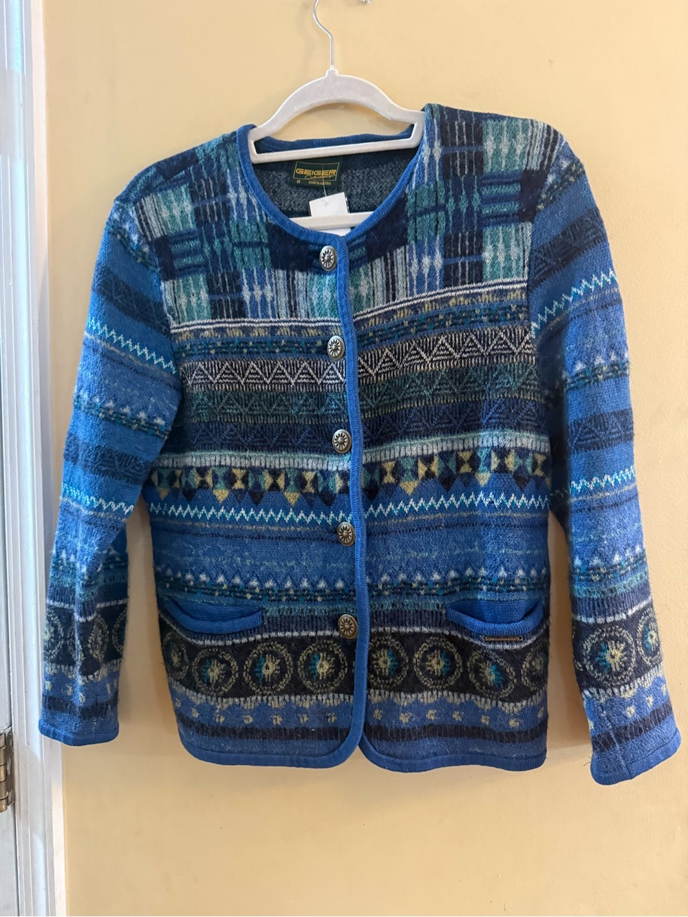 Geiger Collection vintage wool sweater from Austria, size 38